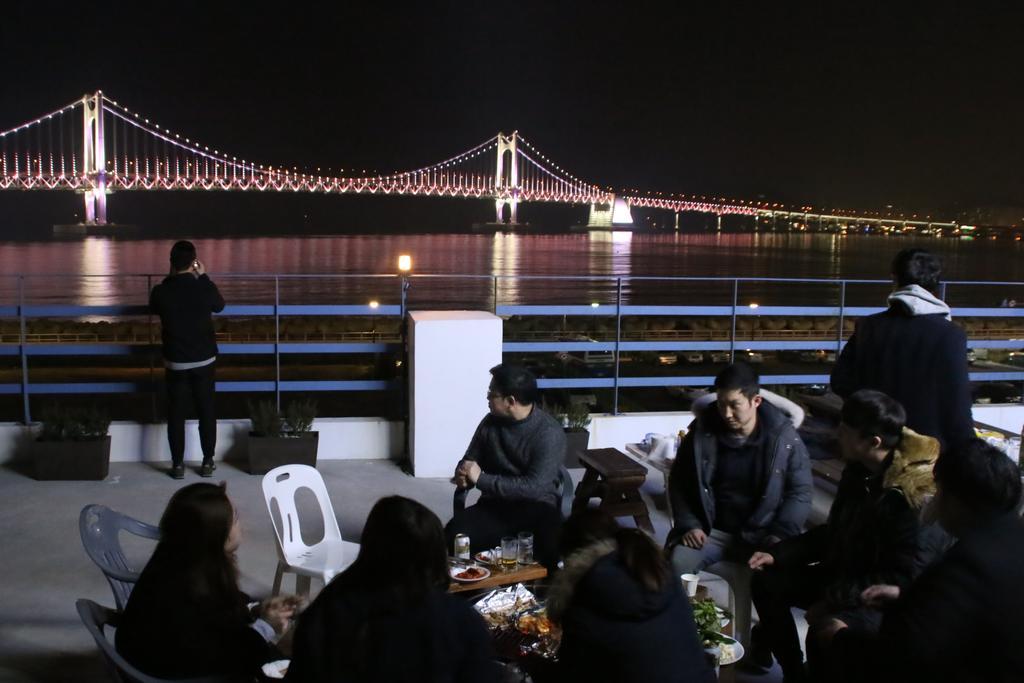 Bexco Hostel B&B Busan Dış mekan fotoğraf
